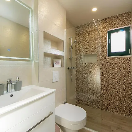 Διαμέρισμα Roso Μακάρσκα